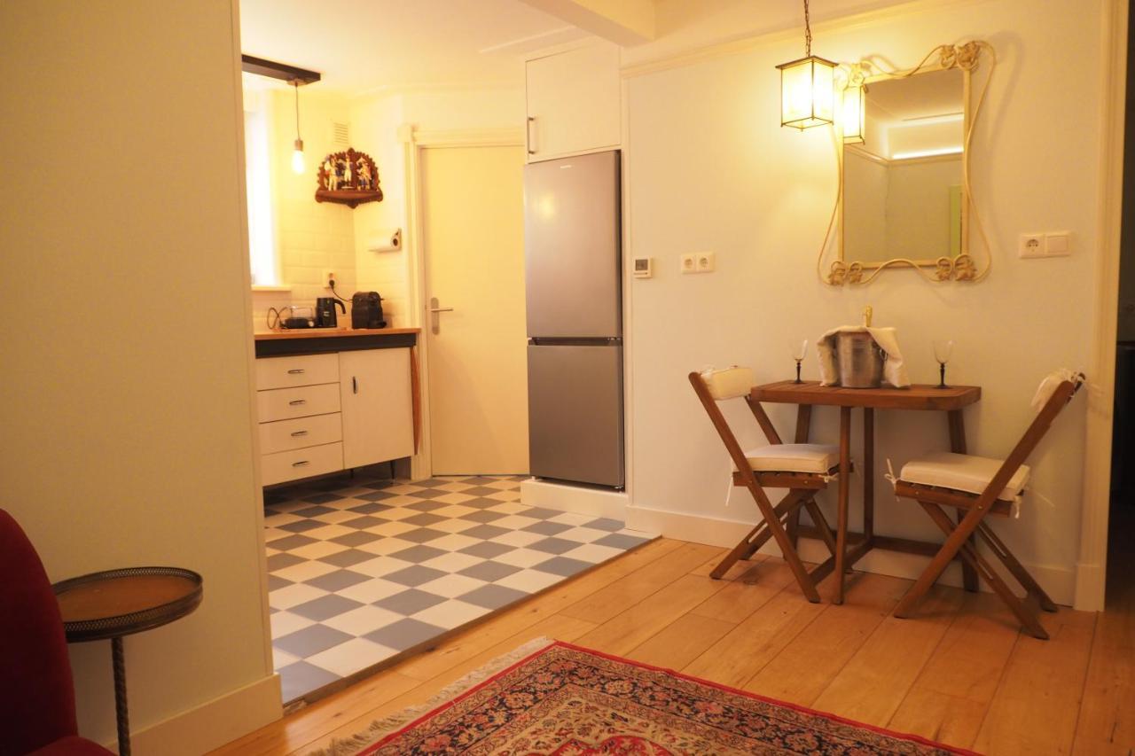 B&B Bureau Warmoesstraat Ден Бург Екстериор снимка