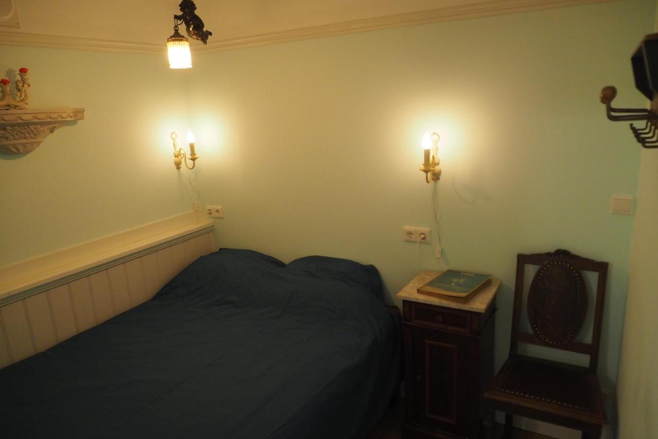 B&B Bureau Warmoesstraat Ден Бург Екстериор снимка